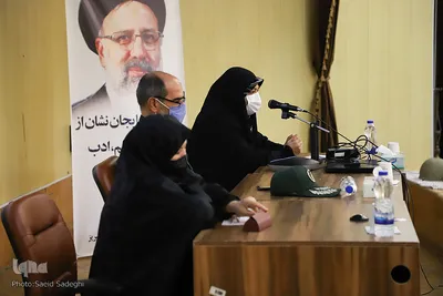 نشست تخصصی نقش زنان در دفاع مقدس‎‎