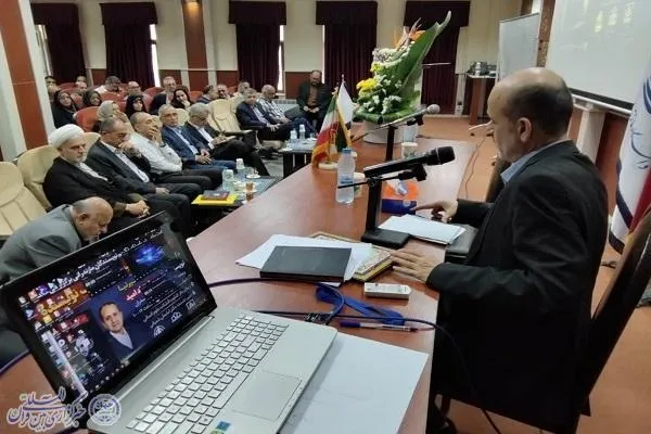 نشست داستان یک کتاب، یک نویسنده با محوریت کتاب «در امتداد امید» در دانشگاه مازندران