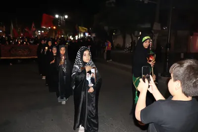 دسته عزاداری بانوان ملایری در شام غریبان قائدشهید امت