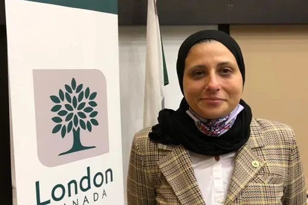Hicablı xanımdan Kanada seçkilərində tarixi qələbə
