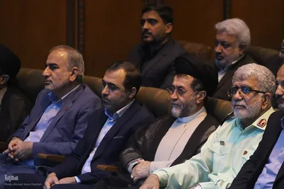 آیین تکریم و معارفه استاندار سابق و جدید فارس