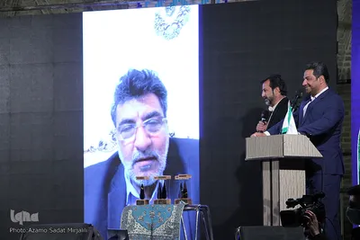 نخستین شب شعر بین المللی مقاومت در یزد