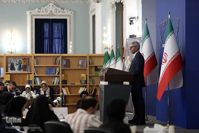 نشست خبری سخنگوی وزارت خارجه با حضور عراقچی