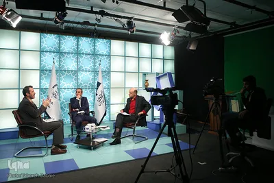 مناظره قاسم پورحسن و حسن محدثی
