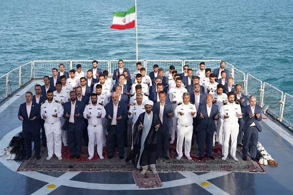 برپایی آیین گرامیداشت شهدای قرآنی ناوشکن دنا در فرهنگسرای قرآن