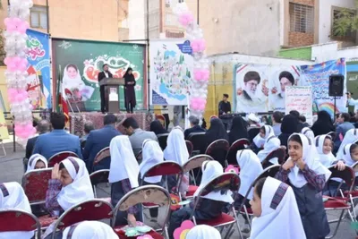 جشن شکوفه‌ها در خرم آباد