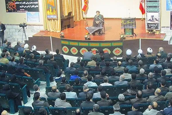 شور و شعور حسینی روز به روز عمیق‌تر می‌شود