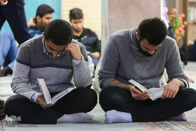 محفل انس با قرآن کریم – دانشگاه اراک/عکاس:طاها نظیری