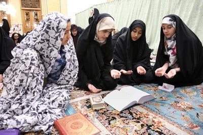 مراسم معنوی اعتکاف در مساجد قزوین