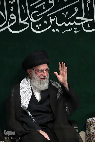 مراسم عزاداری شب عاشورای حسینی در حسینیه امام‌خمینی(ره)