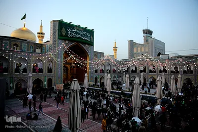 لحظه تحویل سال در حرم مطهر رضوی
