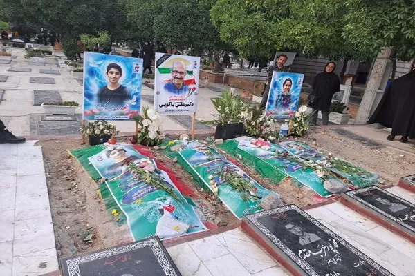 برگزاری محفل قرآنی «به سوی فتح» همزمان با سراسر کشور در گلزار شهدای ملامجدین ساری