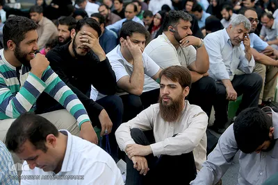 دعای عرفه در حسینیه صنف لباس فروشان تهران
