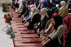 Kaliforniyada xanımların imamlığı və idarəçiliyi ilə məscid