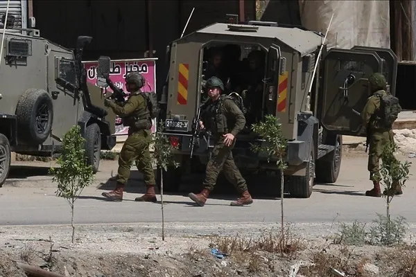 Cisjordânia ocupada: forças israelenses matam 4 palestinos perto de Ramallah