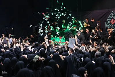 آخرین دیدار خانواده‌های معظم شهدا با رهبر شهید انقلاب