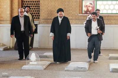 ادای احترام مسئولان حج و زیارت به شهدای منا و مکه