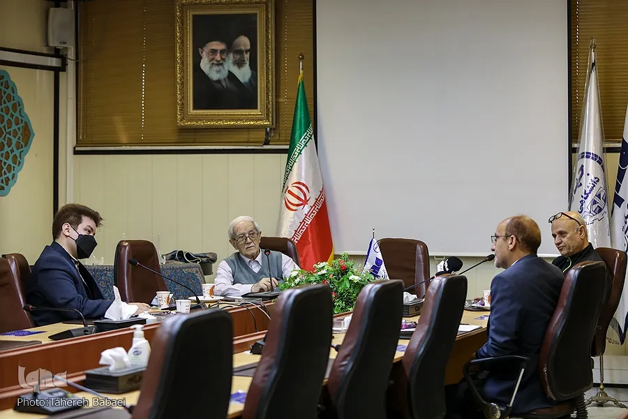 چرایی کاهش ازدواج و فرزندآوری در میان جوانان + فیلم