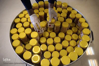 پویش کریمانه خیرین و اعضای داوطلب طرح هم نمک با هدف توزیع ۵۰۰بسته حمایتی اقلام ضروری غذایی میان خانواده های بی سرپرست و محروم تحت پوشش این موسسه در استان تهران