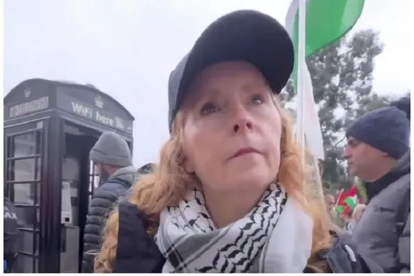 Une militante britannique se convertit à l'islam sous l’influence de la foi des habitants de Gaza