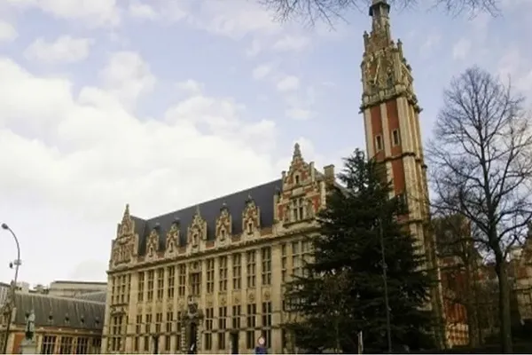 Belçika və İrlandiyada da universitet tələbələri sionist rejimlə əlaqələri kəsməyi tələb edirlər