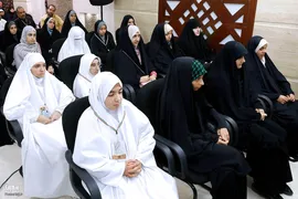 دیدار صمیمی با نوجوانان و جوانان حج گزار