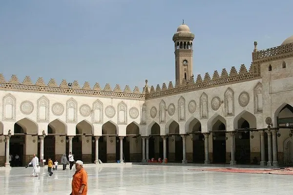 Al-Azhar lança campanha para defender o Alcorão contra tentativas de profanação