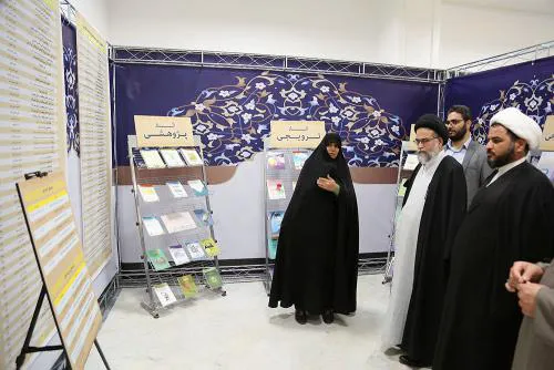 برپایی نمایشگاه دستاوردهای پژوهشی جامعة‌الزهرا(س) تا پایان آذر
