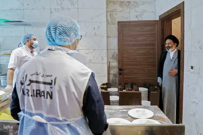 دیدار صمیمی سرپرست حجاج ایرانی با زائران کشورمان درمدینه منوره