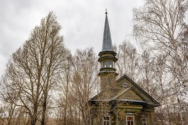 Самую старинную деревянную мечеть Татарстана восстановили