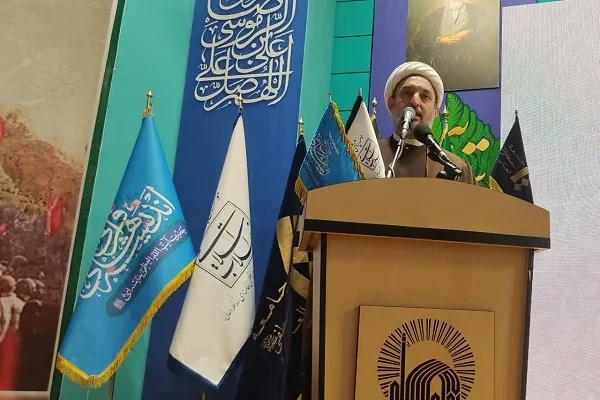رهبر معظم انقلاب با الهام از قرآن معادله قدرت را به نفع جهان اسلام رقم زد
