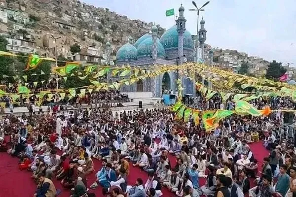 د کابل په سخي زیارت کښې نوروز د اخترپه مناسبت د بیرغ پورته کولو دستورې ترسره شوې(راپور)