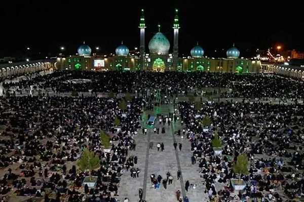 Mesquita Jamkaran Sediará Rituais da Noite de Qadr