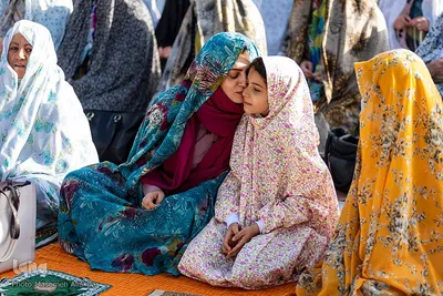 نماز عید فطر در امامزادگان محمد (َع) و سکینه خاتون (س) کرج‎‎
