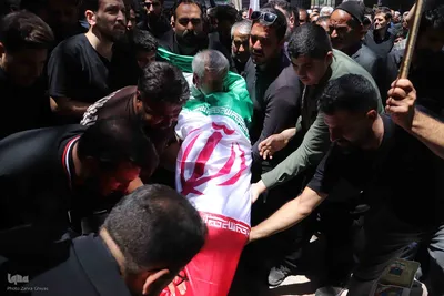 تشییع پیکر دو شهید قرآن آموز در تبریز