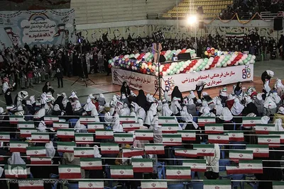 جشن بزرگ جوانه‎های انقلاب