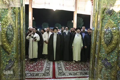 آئین غبارروبی ضریح مطهر احمدبن‌موسی(ع)‎