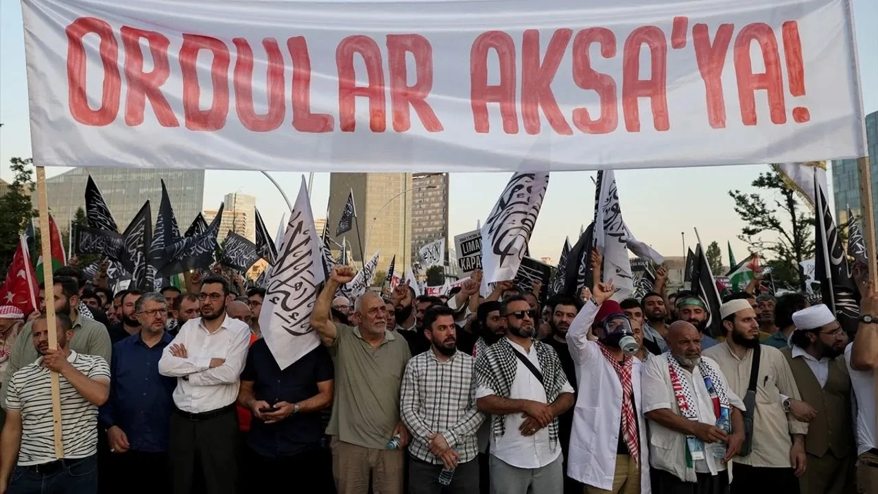 Başkent Ankara’da İsrail’in  Gazze’ye saldırıları protesto edildi