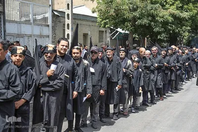 دسته عزاداری روز عاشورا در همدان‎