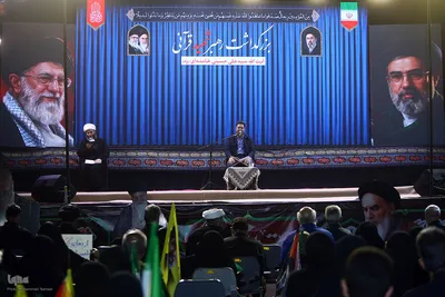 محفل انس با قرآن به منظور بزرگداشت رهبر شهید