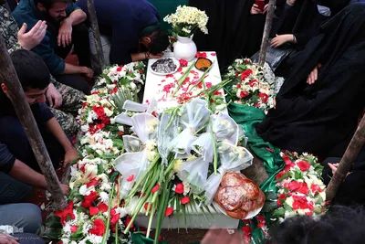 مراسم تشییع و تدفین شهید گمنام در دانشگاه هنر اسلامی تبریز‎