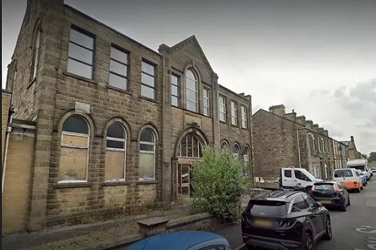 Police Step Up Petrol after Pig Head Left on Site of Proposed Mosque in England