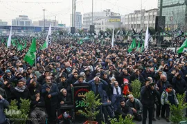 اجتماع عزاداران فاطمی در میدان هفت تیر تهران