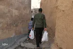 توزیع ۱۴۰ بسته افطاری ساده بین نیازمندان بیرجندی