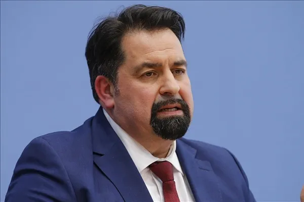 Mazyek, İslamofobik saldırılara sessiz kalanları eleştirdi
