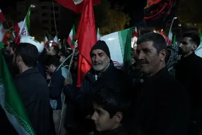 چهل و پنجمین شب بیعت مردم بروجرد با سومین امام امت اسلامی