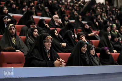 اجتماع ۴ هزار نفری دختران بسیجی