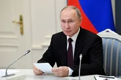 Putin Says Ties between Russia, Muslim Countries Traditionally Friendly, Constructive
