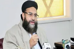 کورونا ویکسین میں کوئی غیر شرعی چیز نہیں، طاہر اشرفی