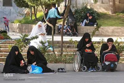 مراسم دعای روز عرفه در مسجد دانشگاه تهران